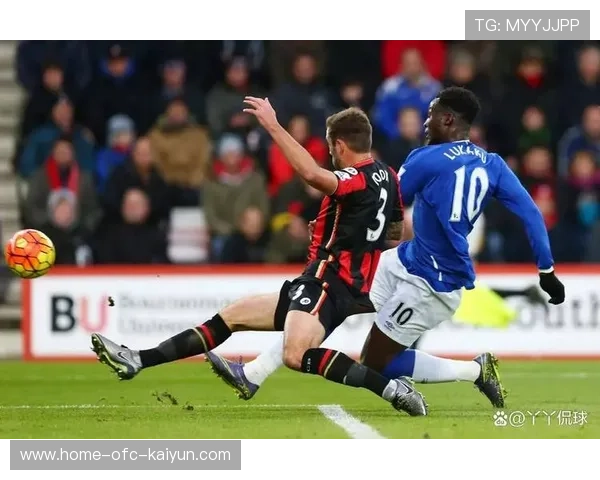 曼联与伯恩茅斯对攻展开进球大战：夜晚的观赛盛宴