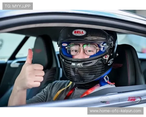 F1车手换头盔造型太中二？从酷炫到趣味，看他们如何用“造型”征服赛场