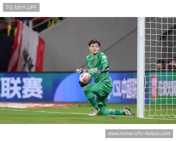 成都蓉城张岩扑救多次精彩,门线守护实力突出 成都蓉城张岩扑救多次精彩,门线守护实力突出